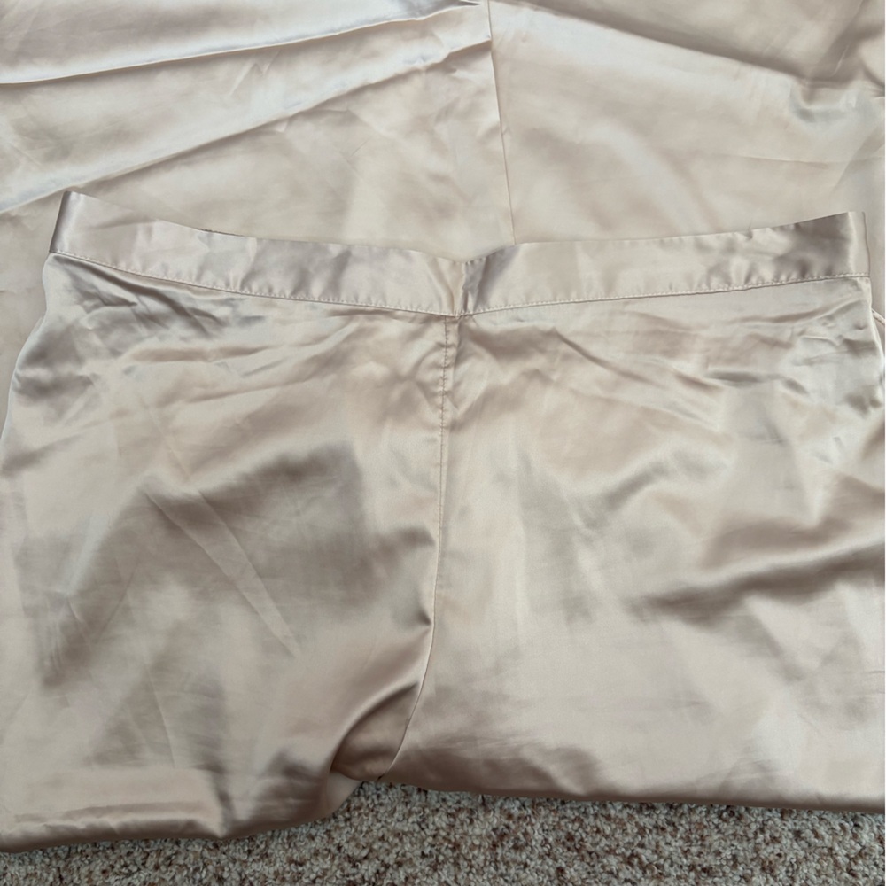 Natori Satin Beige Sleep Pants - Picture 3 of 7